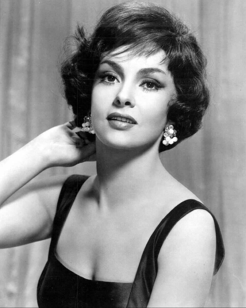 Gina Lollobrigida ​​​