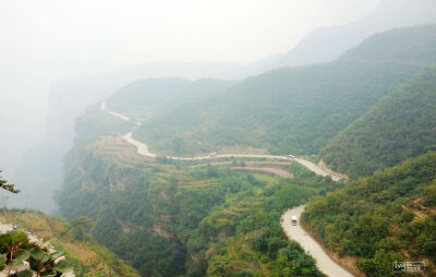 太行大峡谷——雾中游