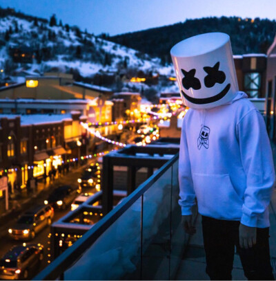 老棉肥了不少
Marshmello