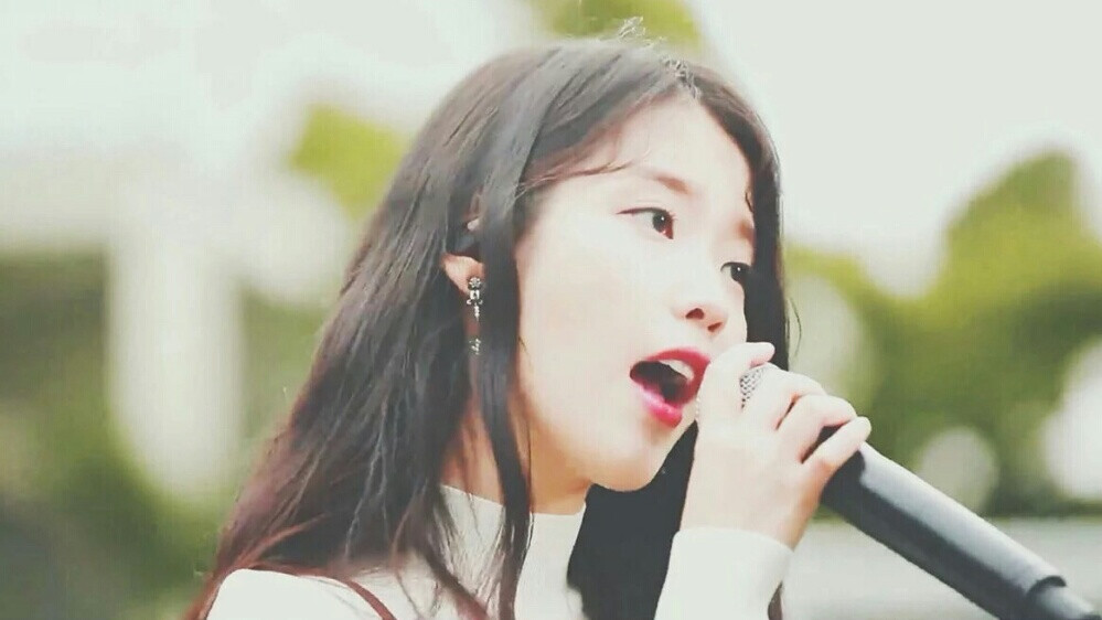 李智恩橙光背景