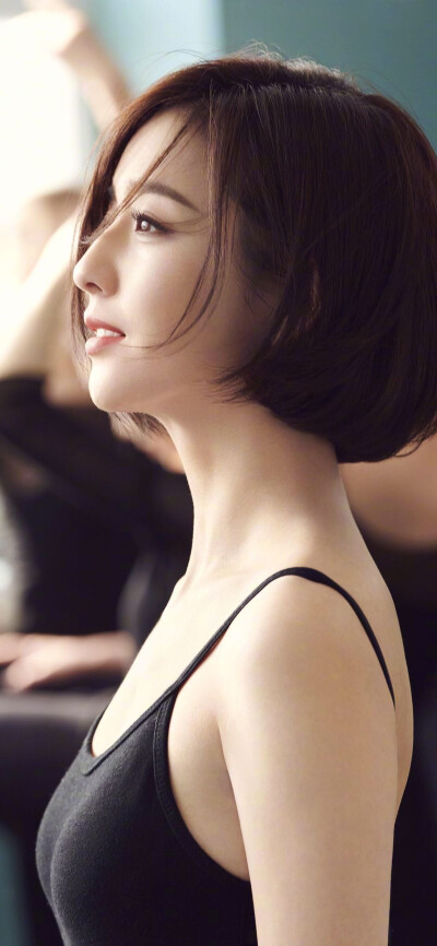 现在的丫丫更好看，佟丽娅