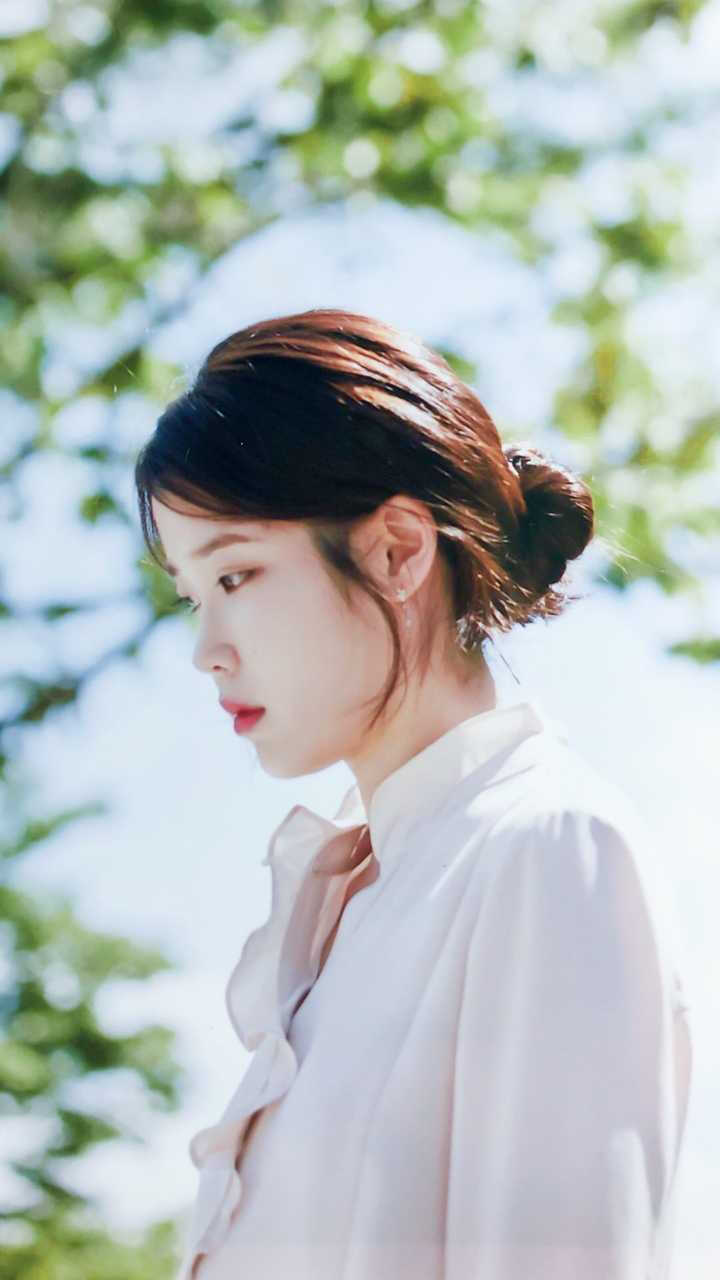 IU
cr.HANLYOUZ—