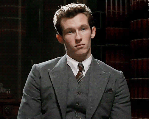 图一纽特被要求去哥的部门工作
忒休斯:（疯狂暗示ing）
图二被拒
忒休斯:（无法描述之绝望）