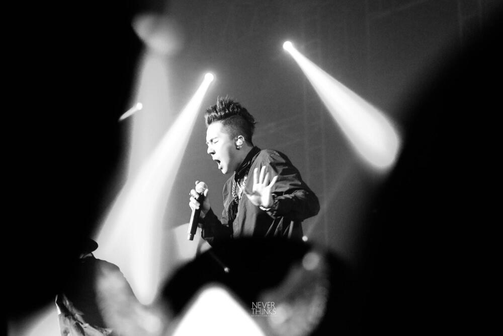 宋旻浩 MINO
⚘140301 2014 2NE1 WORLD TOUR AON 嘉宾⚘
✨ⓌⒾⓃⓃⒺⓇ✨