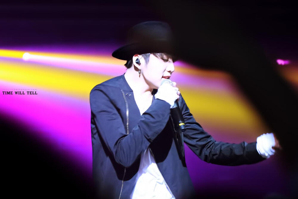 姜昇润 YOON
⚘140301 2014 2NE1 WORLD TOUR AON 嘉宾⚘
✨ⓌⒾⓃⓃⒺⓇ✨