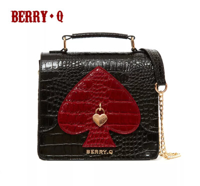 Berry.Q 爱丽丝桃心包 