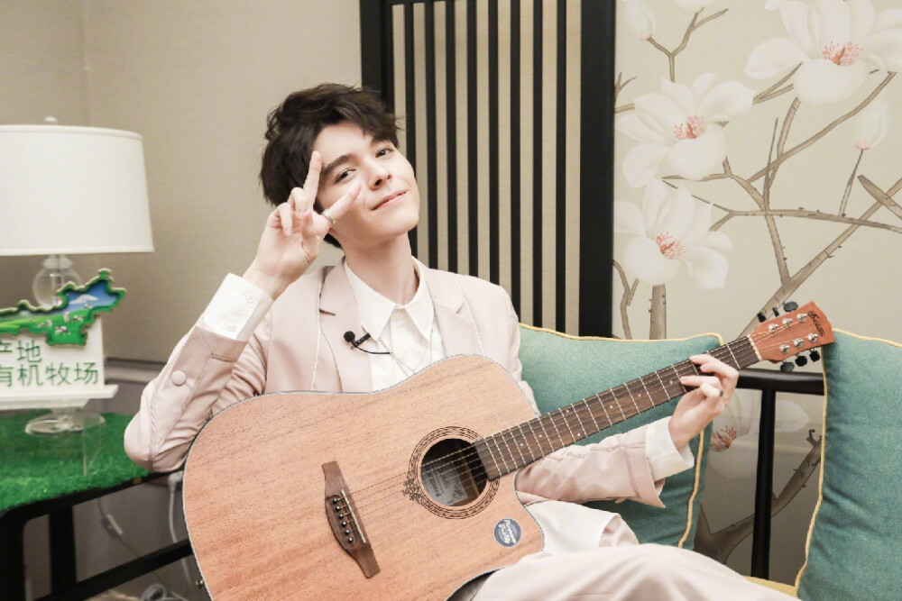 小k
Kristian Kostov