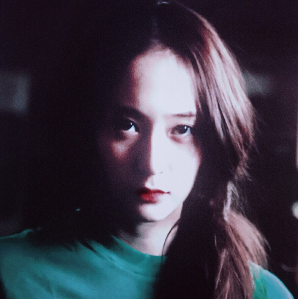 郑秀晶头像/by蒋书奈.