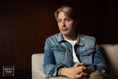 牛仔外套/Mads Mikkelson