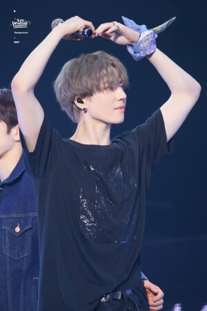 金有谦【奶昔·高清】190203 日巡 ROAD 2 U 神户场 Day-2Cr.@200percent_S2 ​​​ 神颜 ​​​​