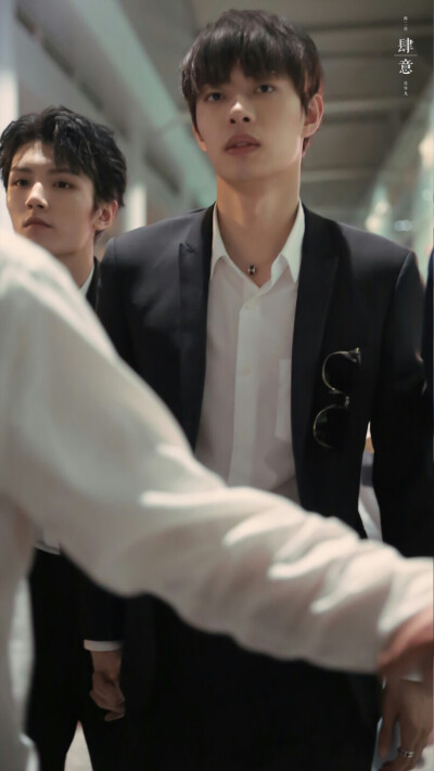 洋灵
cr微博肆意