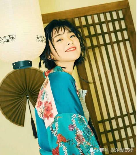 月月