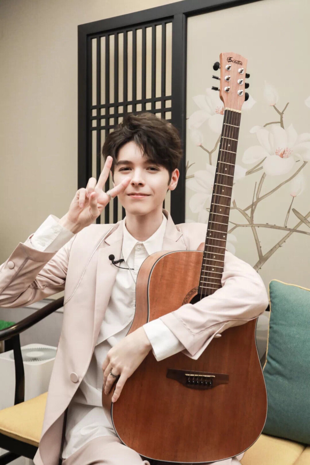 Kristian Kostov 克里斯蒂安·科斯托夫
“00后迪玛希” 歌手 我是歌手