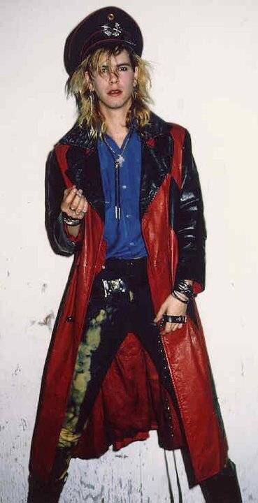 Duff Mckagan
全世界最帅的贝斯手
生日快乐