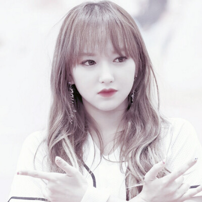 程潇头像/by沈灿阳