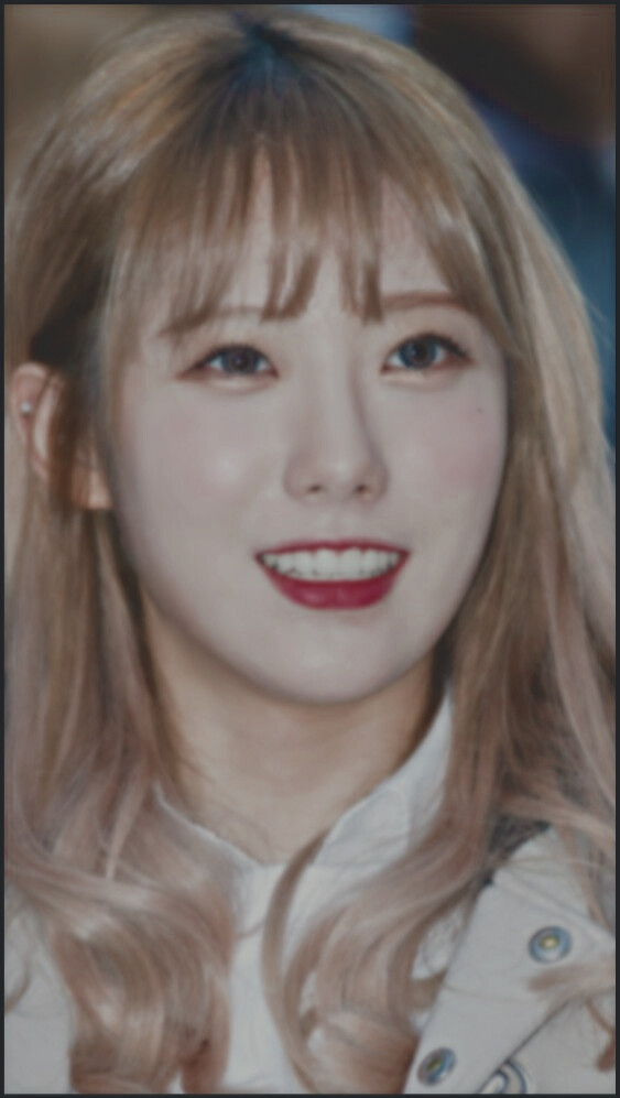 李露朵 luda.