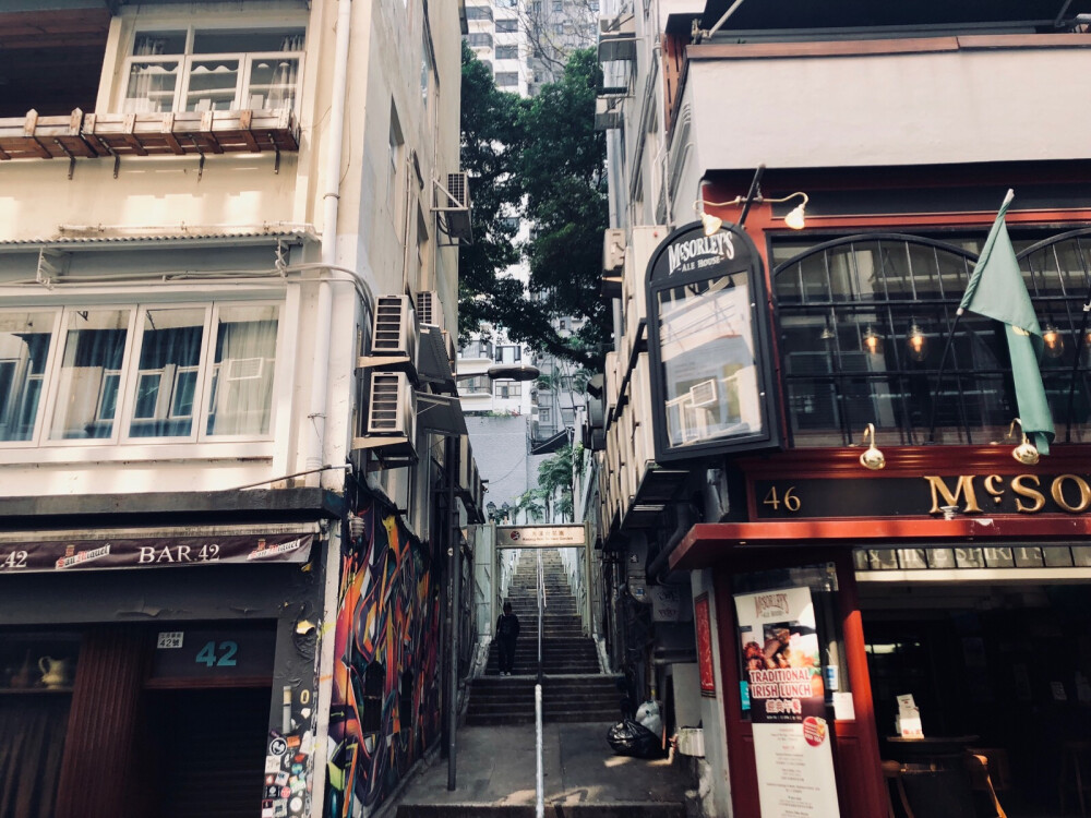 香港