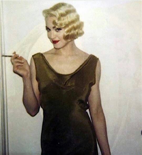 麦当娜·西科尼