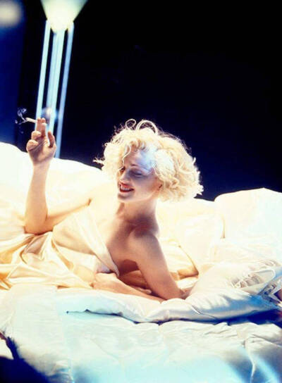 麦当娜·西科尼