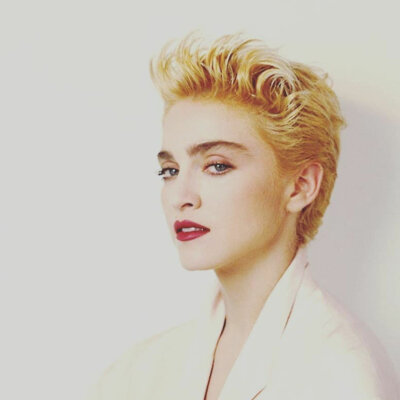 麦当娜·西科尼