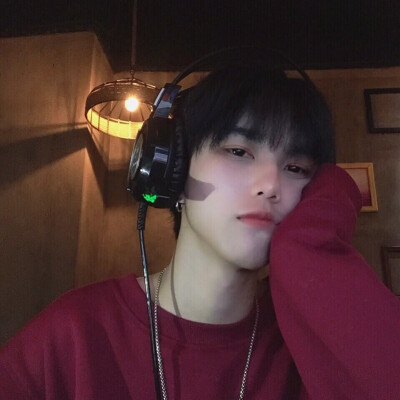 男头 二传注明堆糖秋鴻