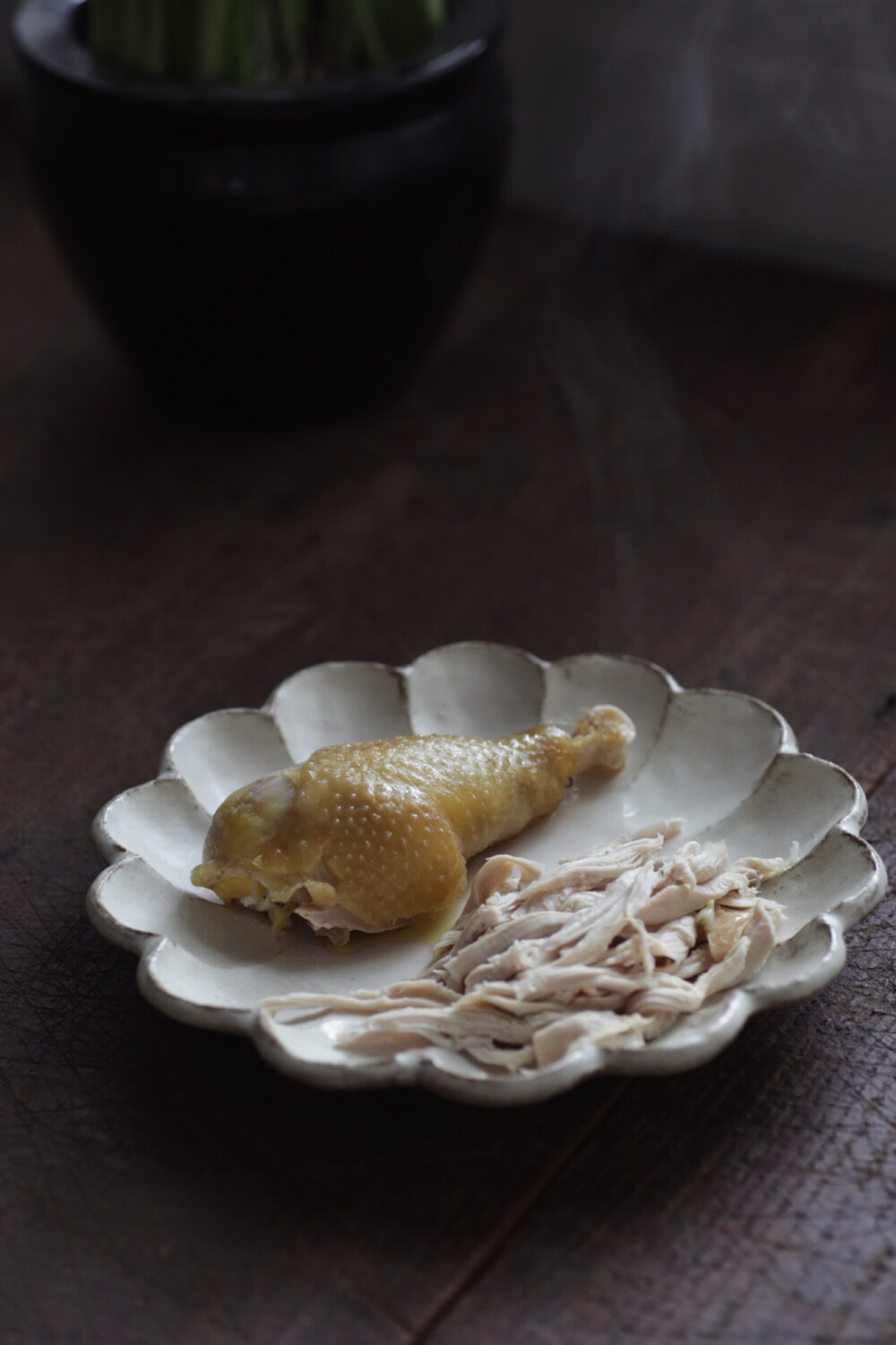 吃吃吃
鸡腿和鸡汤面
杂粮粥炒三丝卤猪蹄紫苏生姜