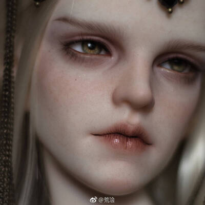 #娃娃bjd# #bjd妆面#
妆师:荒浍