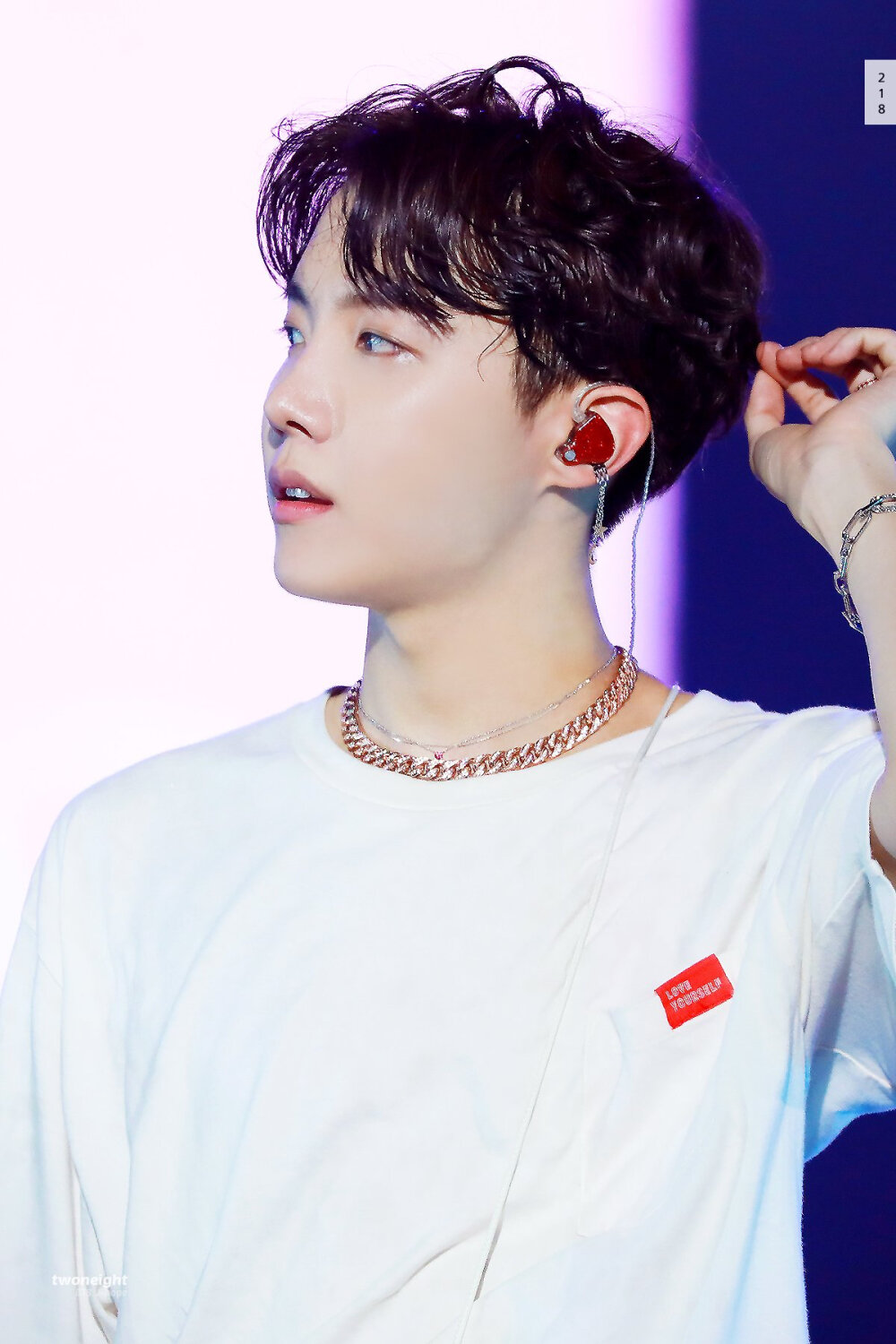 jhope郑号锡bts防弹少年团btsworldtourloveyourself演唱会in新加坡