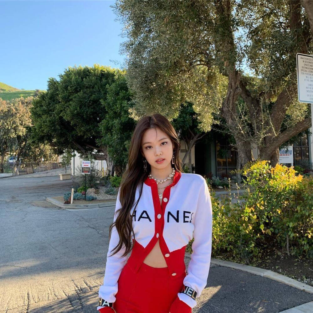 BLACKPINK JENNIE