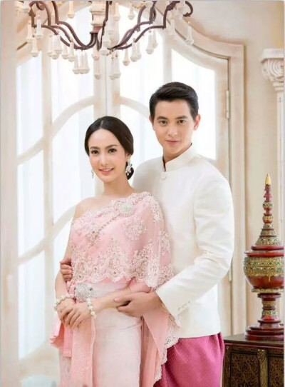 炽爱游戏(魅力游戏) 奶酪夫妇
lakanai(jirayu 吉拉宇)&nok(娜塔玻 道妹)
(ฅ>ω<*ฅ)