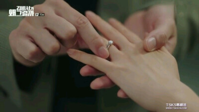 金秘书为何那样