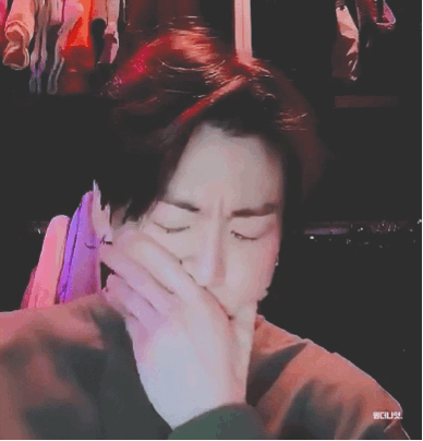 JungKook 田柾国 BTS 防弹少年团 喝了假酒的果果录的reaction