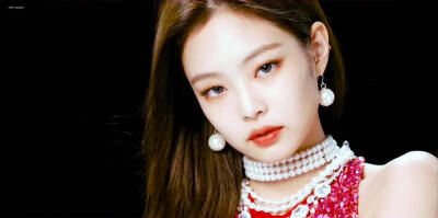 jennie
cr见logo