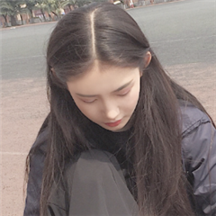 喜欢收集头像的女孩好可爱