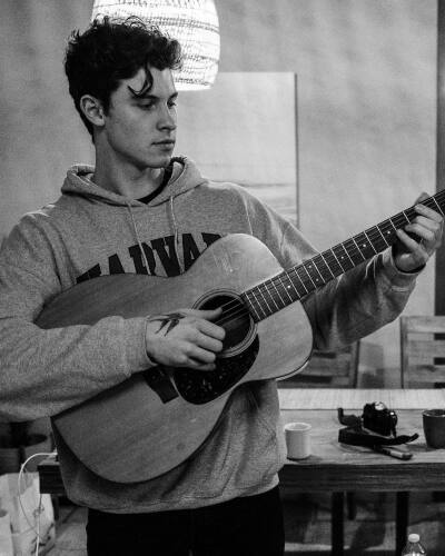 this is ShawnMendes( ˘ ³˘)❤