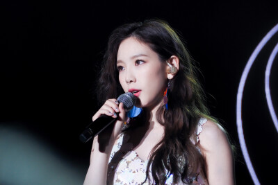 金泰妍taeyeon