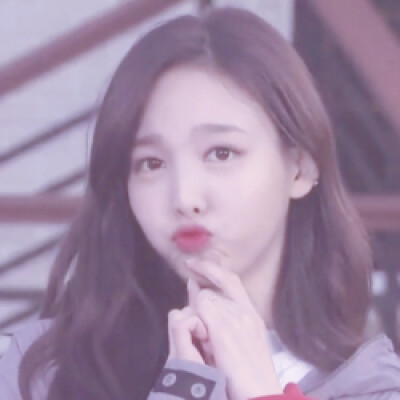 二传注明dt马尾秀荣