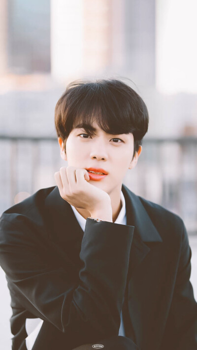 #金硕珍
[NAVER X Dispatch] pt.8 JIN ​
-logo