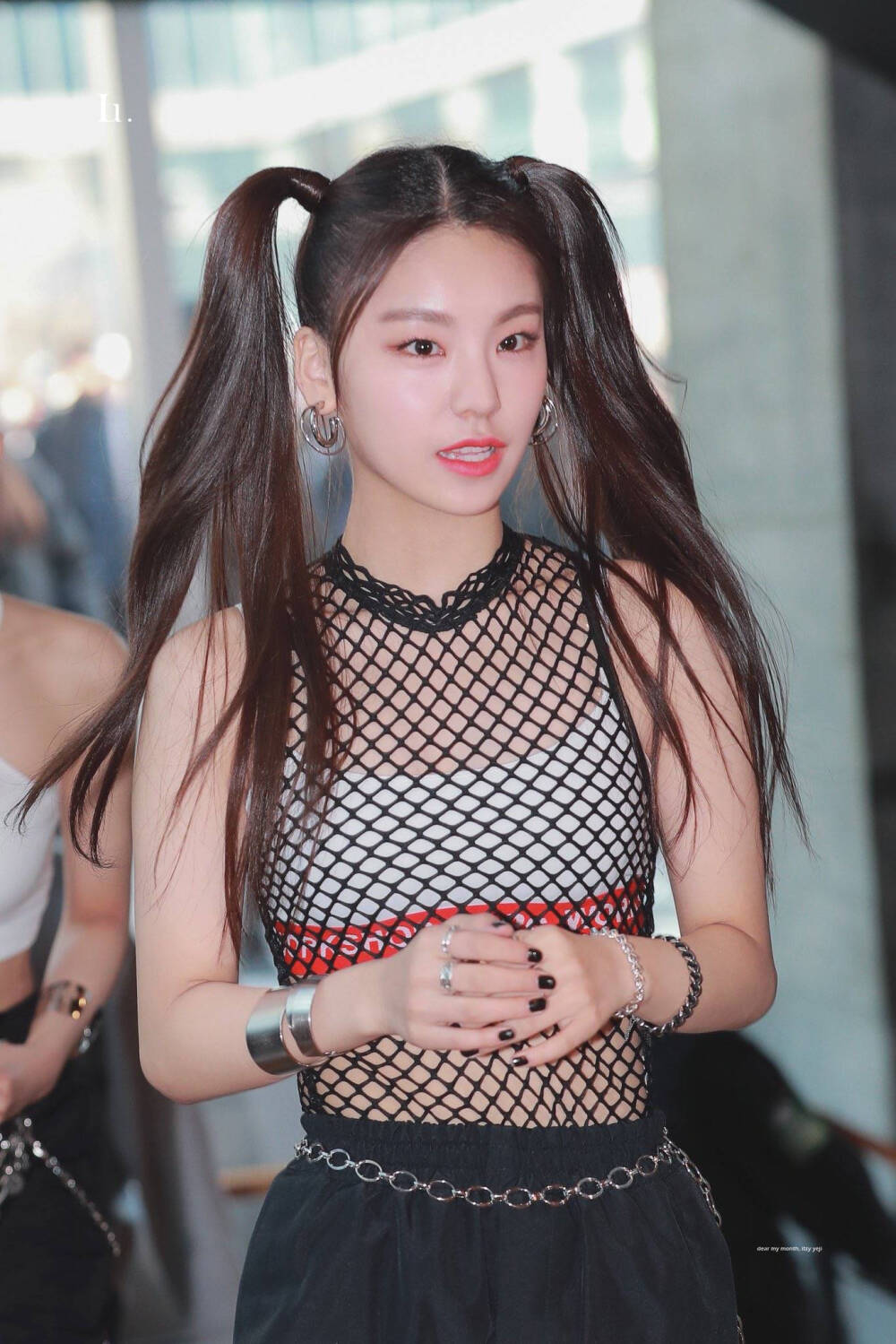 ITZY 黄艺智