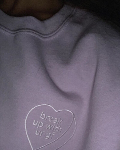 Ariana Grande ins
valentine's day treats at midnight
https://shop.arianagrande.com/