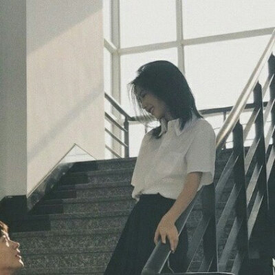 满眼星河，山河落寞