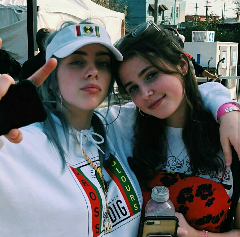 最爱的两个神仙在一起了wow
Billie X clairo