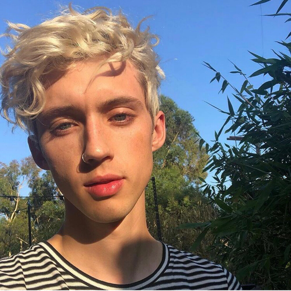 Troye Siven 戳爷