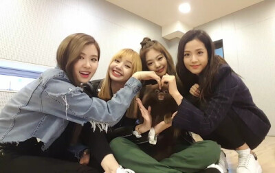 BLACKPINK