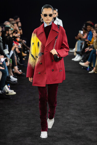 Alexander Wang（亚历山大·王）2019秋冬高级成衣发布秀