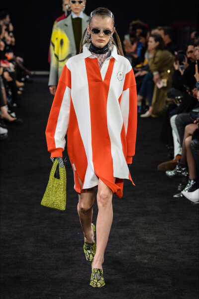 Alexander Wang（亚历山大·王）2019秋冬高级成衣发布秀