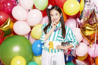 Miracle² ＆ Magical²：
Miracle²为专辑拍摄的封面