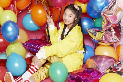 Miracle² ＆ Magical²：
Miracle²为专辑拍摄的封面