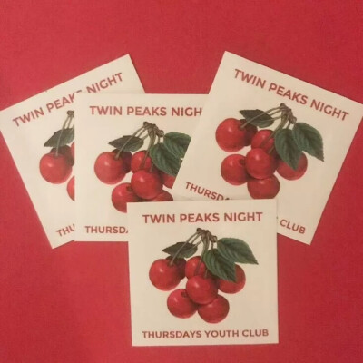 抓住新年的尾巴，红色壁纸走一波～