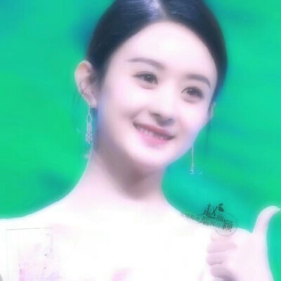 颖.
丽颖.
赵丽颖.
她的圆脸.
她的一双眸.
她的一撇一笑.
她的每一个动作.
她的每部影视作品.
她的清丽如诗的优雅.
她那每一个奋斗的结果.
都深深感动这每一个虫子.
她是个惹人怜的女明星.
她走上红毯特别小心.
因为…